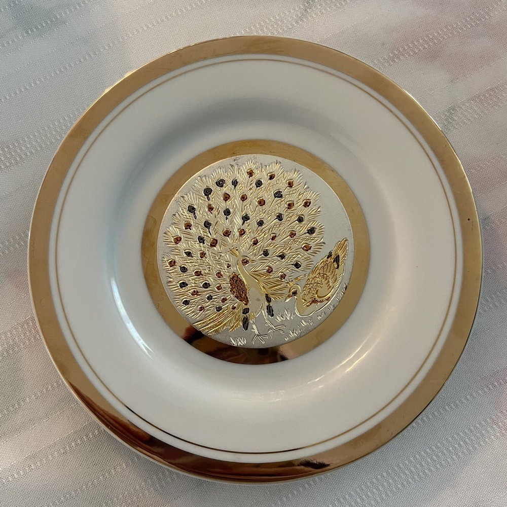 Vintage The Art of Chokin 24k gold edged Plate Peacocks design. 6 1/2" diameter.